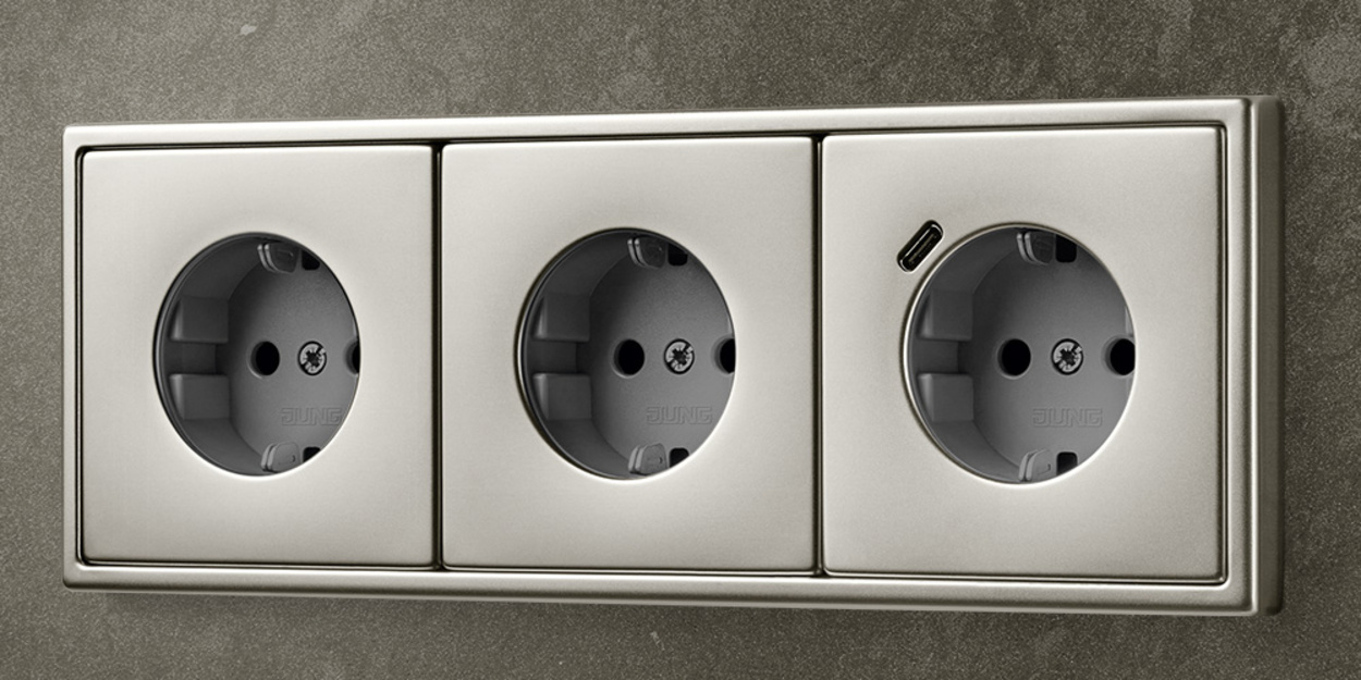 SCHUKO® Steckdosen mit USB bei Elektro Gerhard Resch in Offenstetten