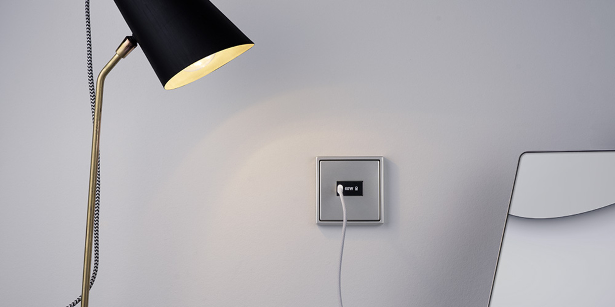 Ladegerät USB PD 60 bei Elektro Gerhard Resch in Offenstetten